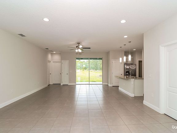 4th image of 431 Arkansas Ct