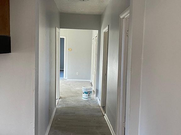3rd image of 323 W 21st St #A