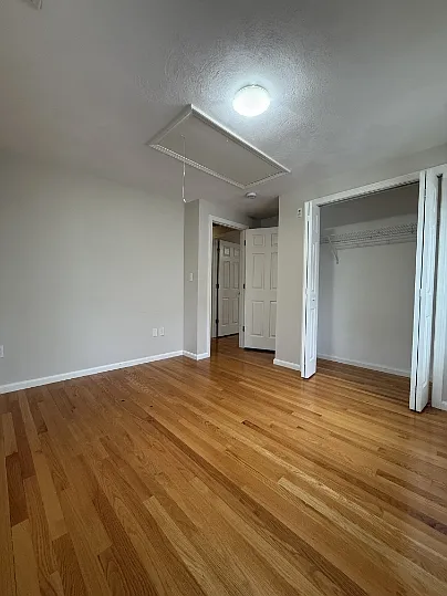 5 Kensington Park — Photo 13