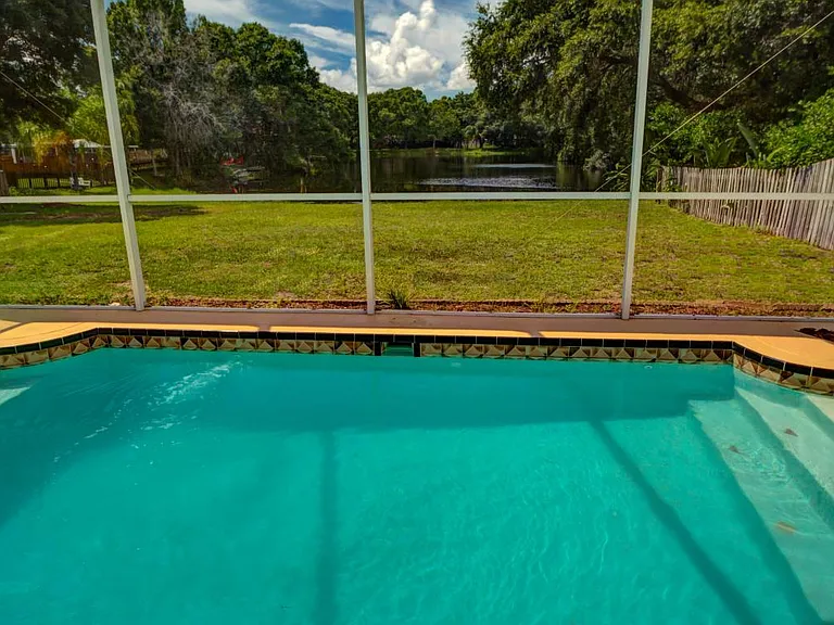 7238 Bellingham Oaks Blvd — Photo 25