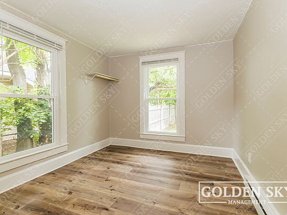 2nd image of 1700 S Mulberry St