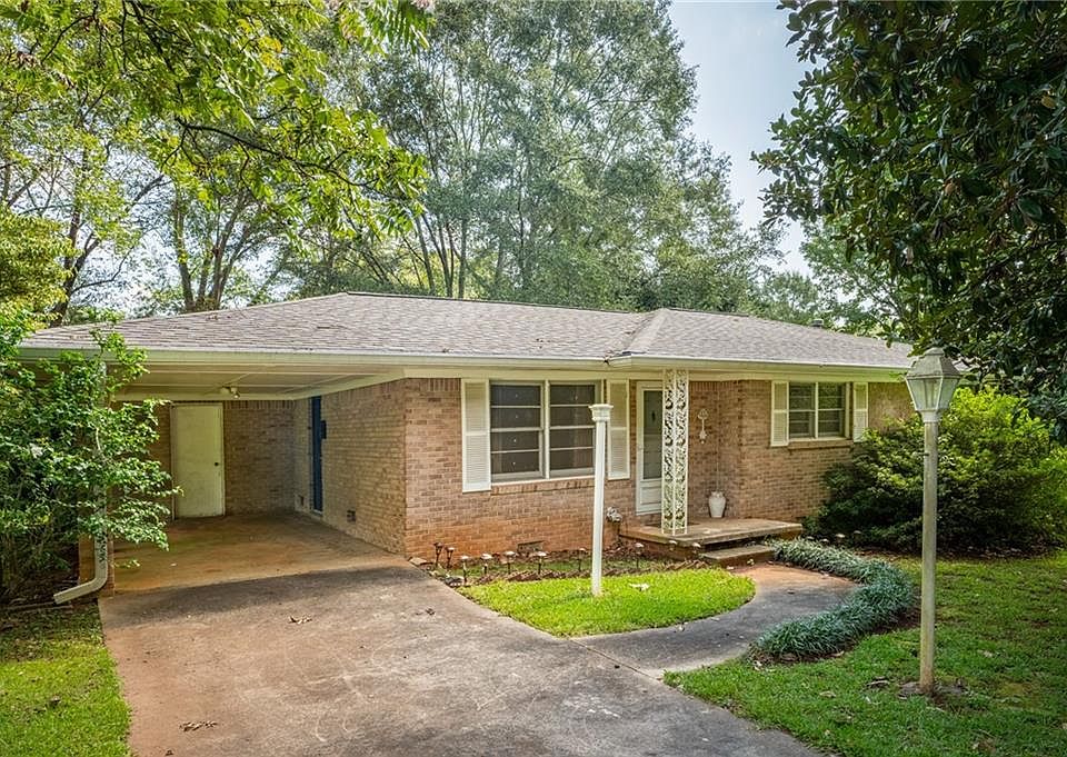 1st image of 959 Pine Roc Way