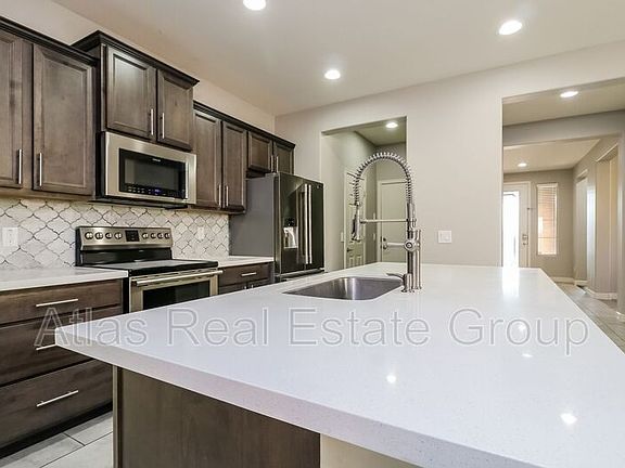 5th image of 18430 W Getty Dr