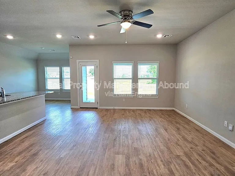 7505 N 155th East Ave — Photo 8