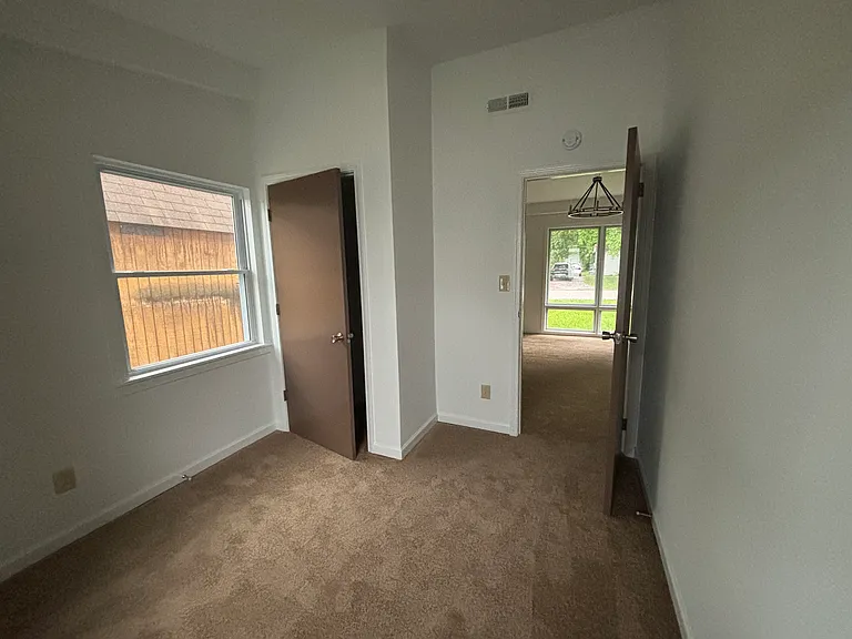 1109 Saint Helena Dr — Photo 19