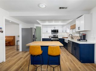 9242 Flora Vista Rd, Apple Valley, CA 92308