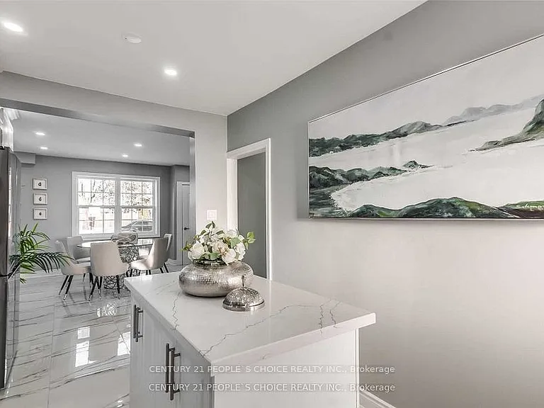 1226 Oxford Ave — Photo 10