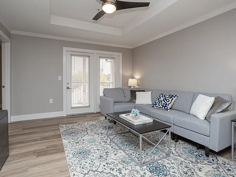 Elora Place Apartments — Photo 9