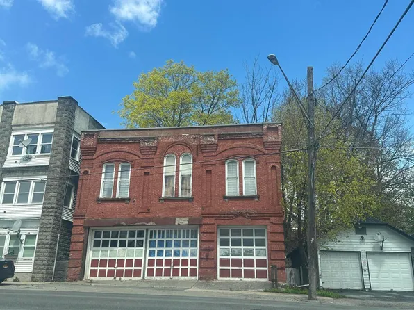 3245 Broad St, Port Henry, NY 12974