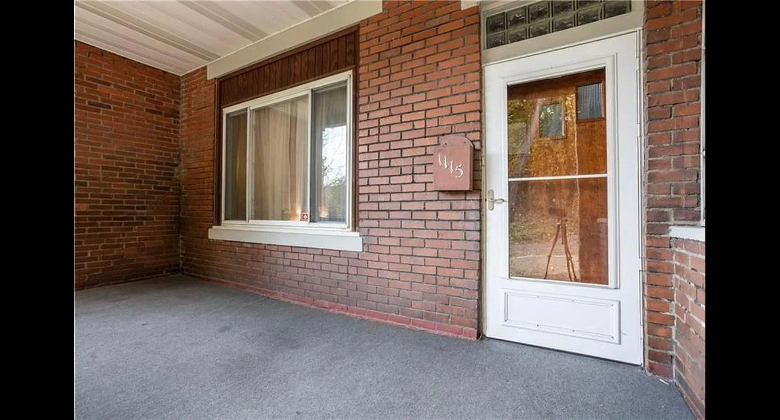 1115 Wayne Ave — Photo 2