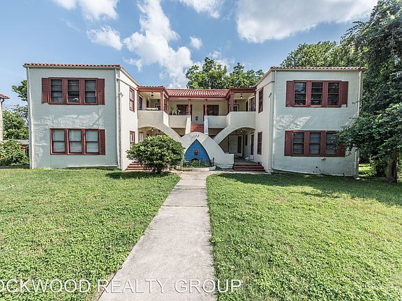 3rd image of 152 Harrigan Ct APT 04