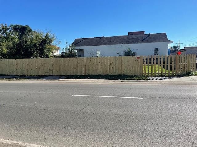 1st image of 1543 Arts St