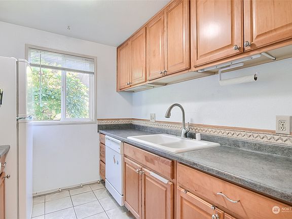 4th image of 1926 SW 318th Place #12b