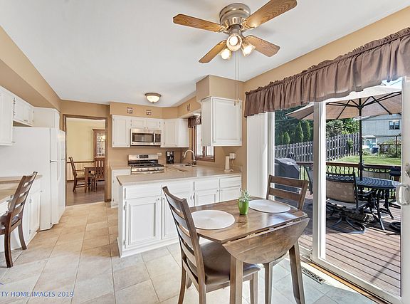 5th image of 819 Redwood Ln