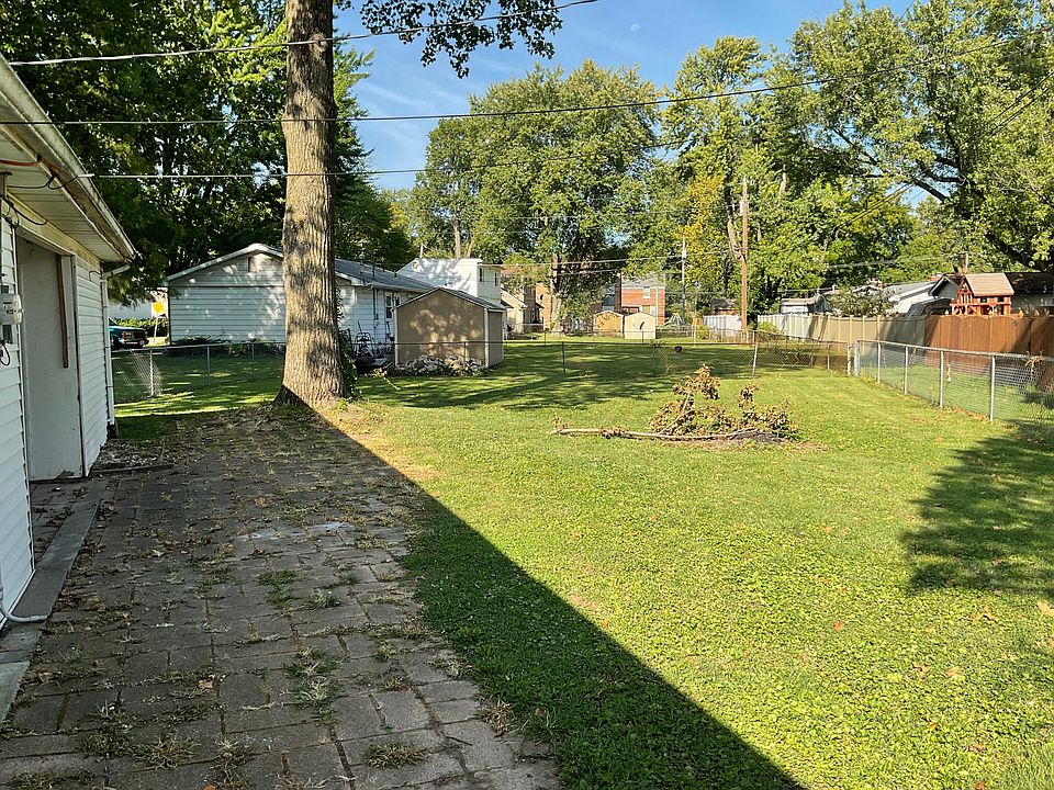 2nd image of 4301 Short St