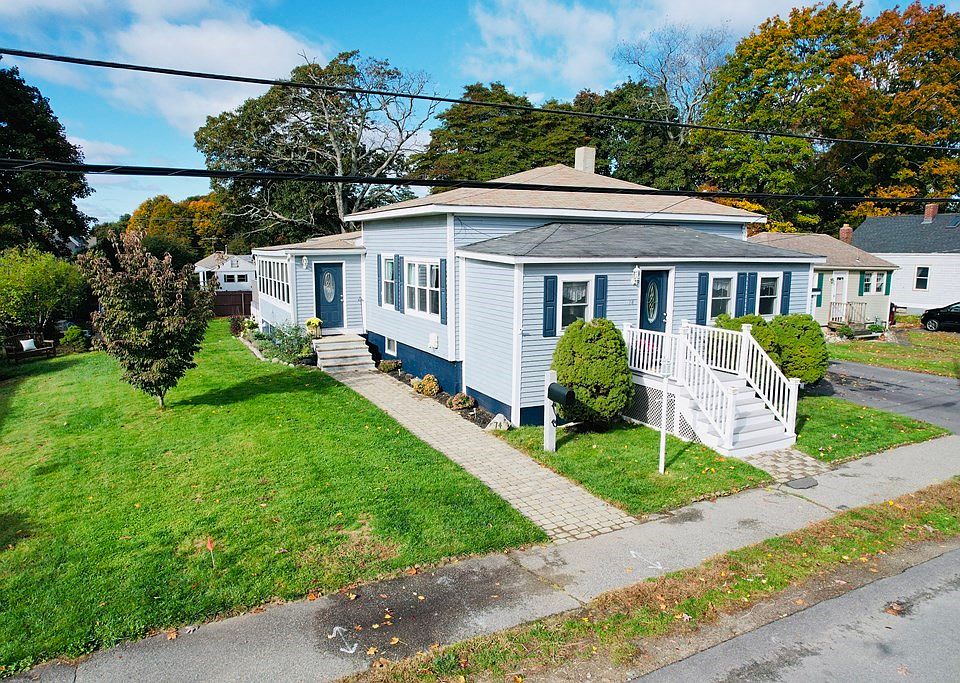 74 Forest St, Middleboro, MA 02346 Zillow