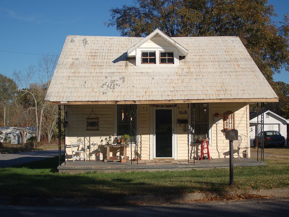 1st image of 354 N Oakland Ave