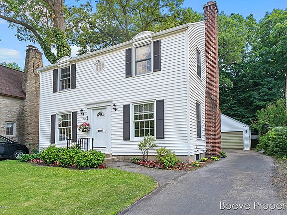 3rd image of 506 Mulford Dr SE