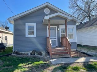 128 E Maple St, Hartford, IL 62048