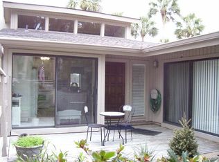 86 N Sea Pines Dr, Hilton head island, SC 29928