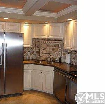 3rd image of 2425 Presidential Way APT 1906