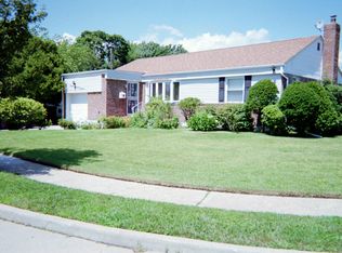 716 Cathy Ct, Elmont, NY 11003