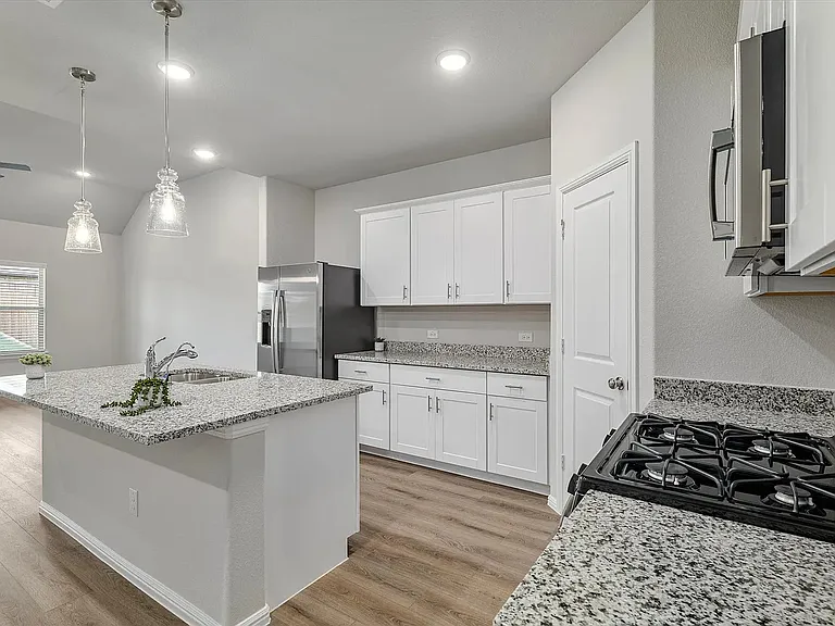 422 Wydown Dr — Photo 15