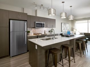 1177 11th Ave SW #X09, Calgary, AB T2R1K9