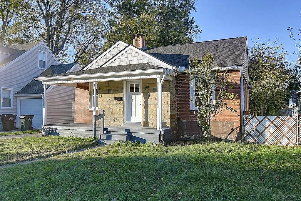 2 bed, 1.0 bath, 922 sqft, $1,495 — Photo 3