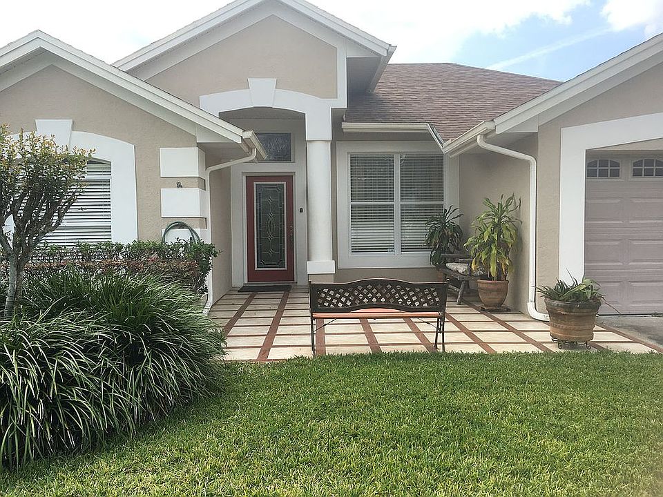 2nd image of 5620 Delano Ln