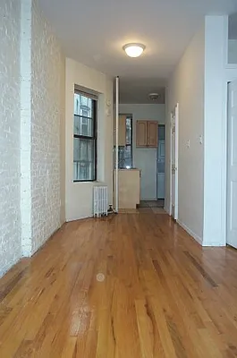 Rented by Tower Brokerage | media 26