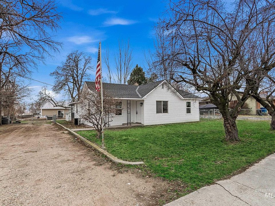 2314 Hillcrest Ln, Caldwell, ID 83605 | Zillow