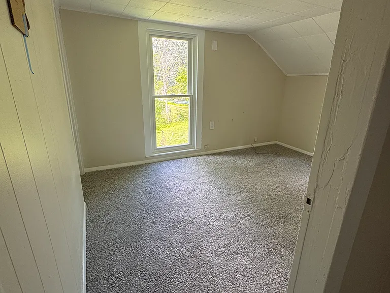 7246 Tonawanda Creek Rd — Photo 17