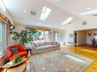 49 North Ave, Providence, RI 02906