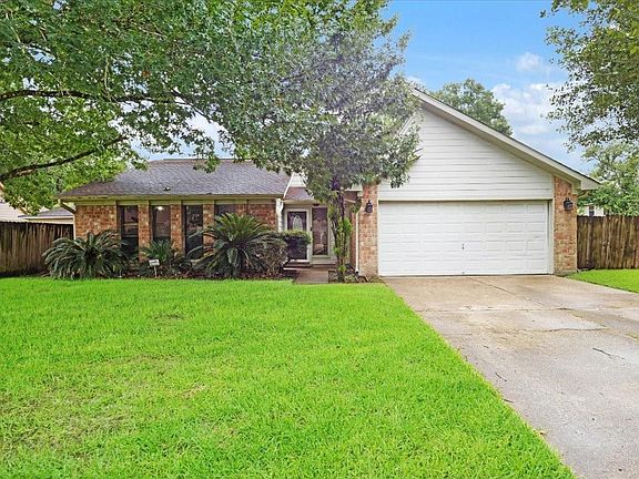 2nd image of 9806 Sagecastle Ln