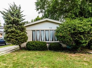 5110 Golf Rd, Skokie, IL 60077