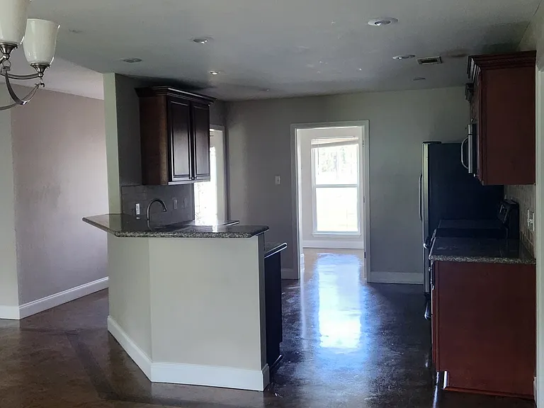 39744 Weaver Ln — Photo 3