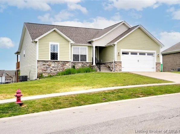 5006 Oakhill Lane, Georgetown, IN 47122