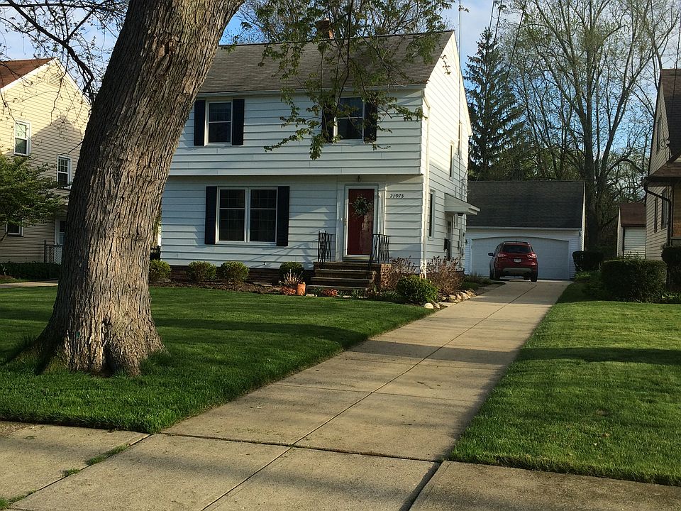 1st image of 21973 Cromwell Ave