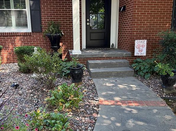 1927 Sheridan Pl