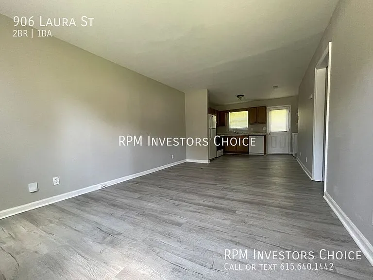 906 Laura St — Photo 4