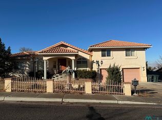 1112 Caesar Dr, Gallup, NM 87301