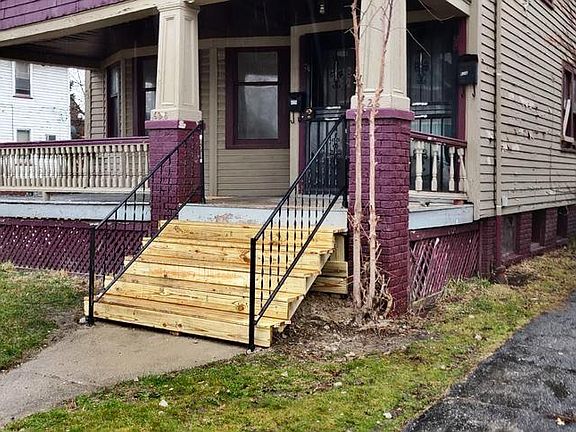 2nd image of 626 E 130th St