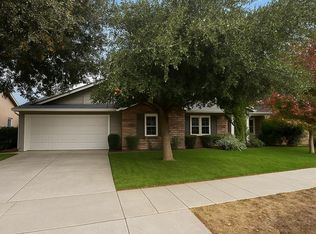 346 E Carpenter Ave, Reedley, CA 93654