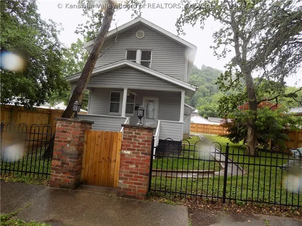 4913 Venable Ave SE, Charleston, WV 25304