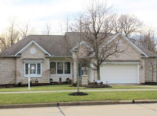 919 Hidden Valley Dr, Wadsworth, OH 44281