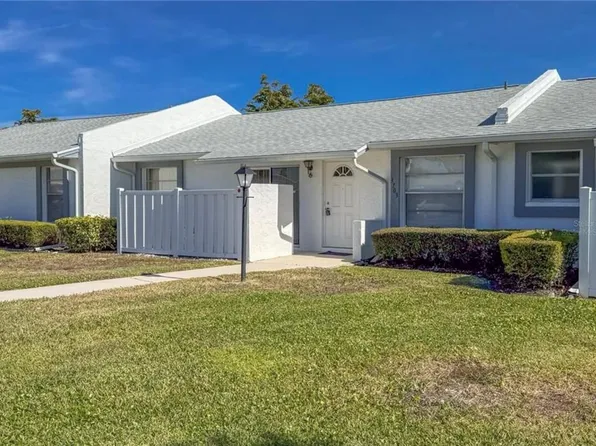 3703 39th St W #11, Bradenton, FL 34205