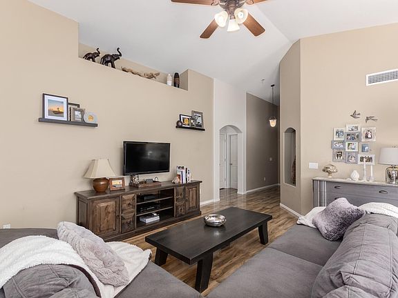 3rd image of 60214 E Verde Vista Ct