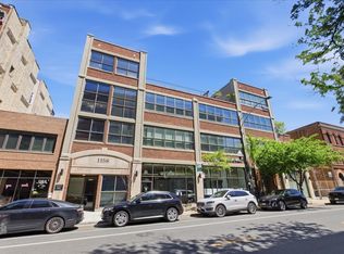 1158 W Armitage Ave APT 206, Chicago, IL 60614