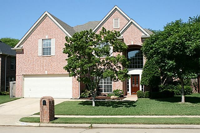 1st image of 2813 Woodway Dr